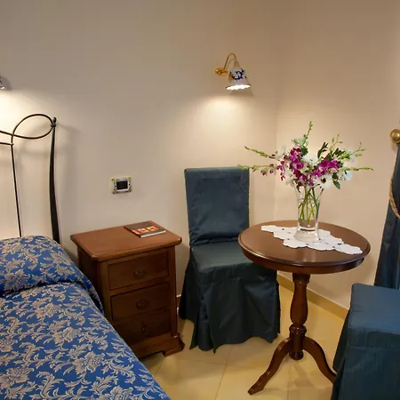 Hotel L'antico Convitto 3*